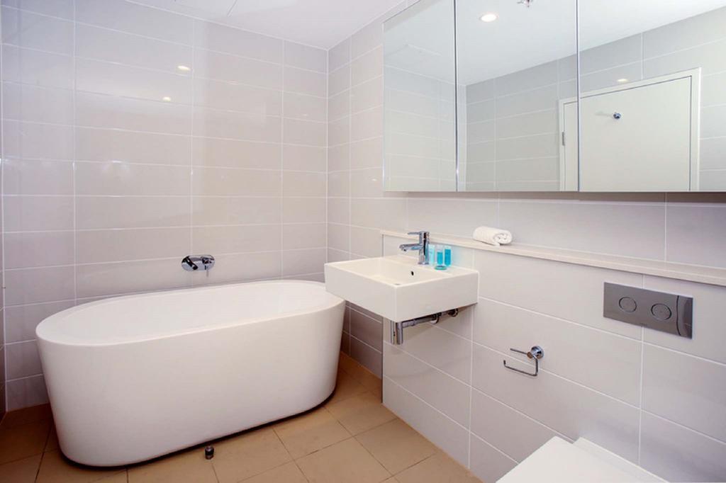 Moore To See - Modern And Spacious 3Br Zetland Apartment With Views Over Moore Park Sydney Exterior foto